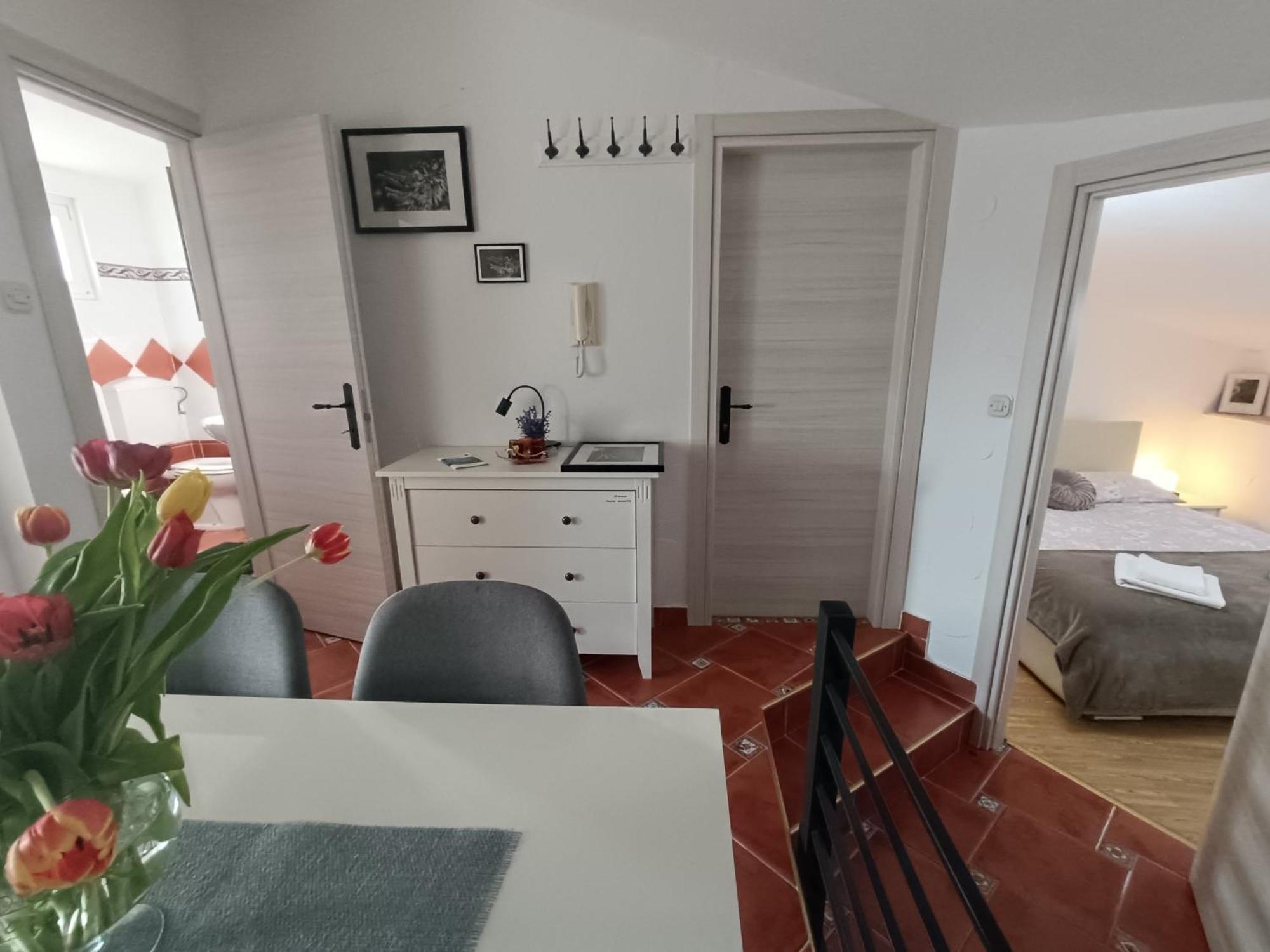 Adria Pearl Appartments Vrsar Exterior photo